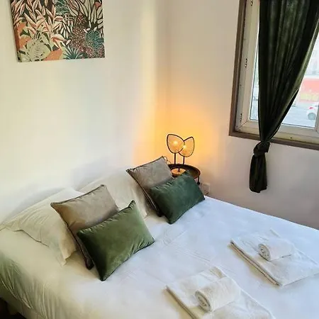Apartment Studio 2pers Tres Bien Situe, Wifi « tete A Tete» *