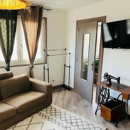 شقة Studio 2pers Tres Bien Situe, Wifi « tete A Tete» بولون-سور-مير