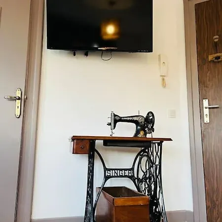 شقة Studio 2pers Tres Bien Situe, Wifi « tete A Tete» *